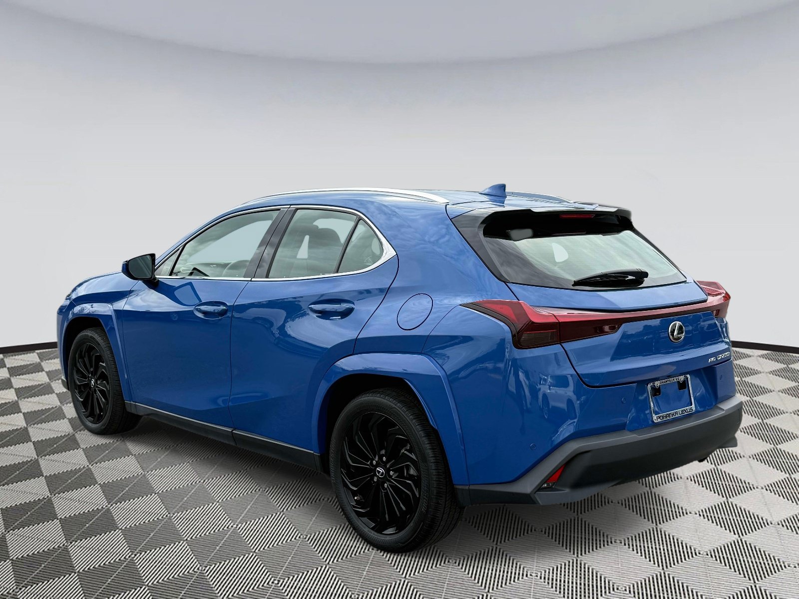 Used 2023 Lexus UX 250h AWD w/ Premium Package image 4