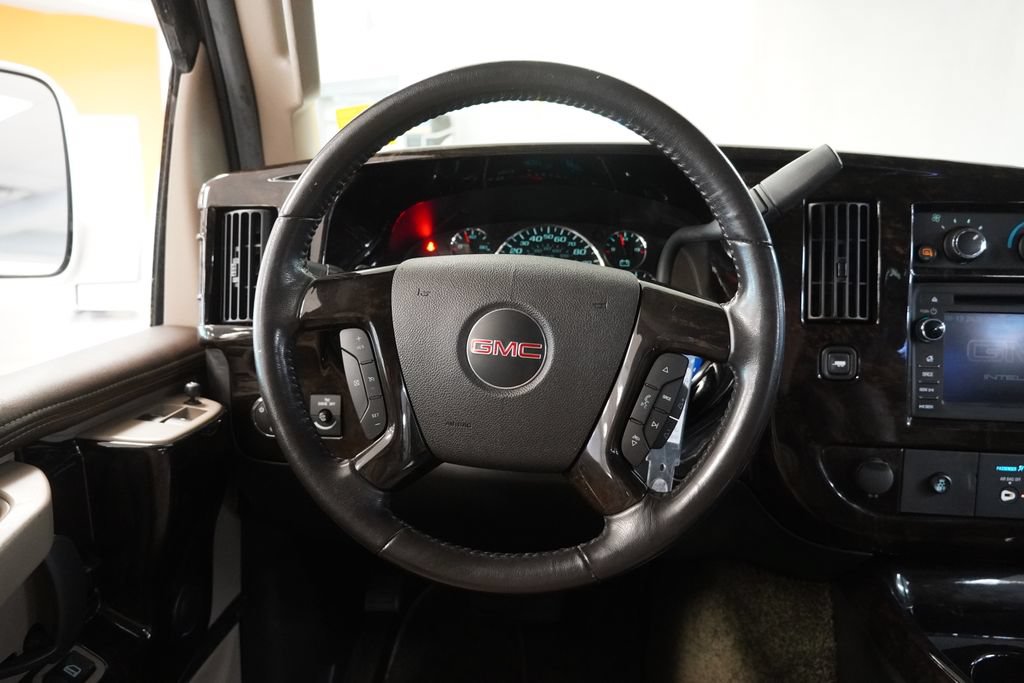Used 2016 GMC Savana 2500 RWD image 19
