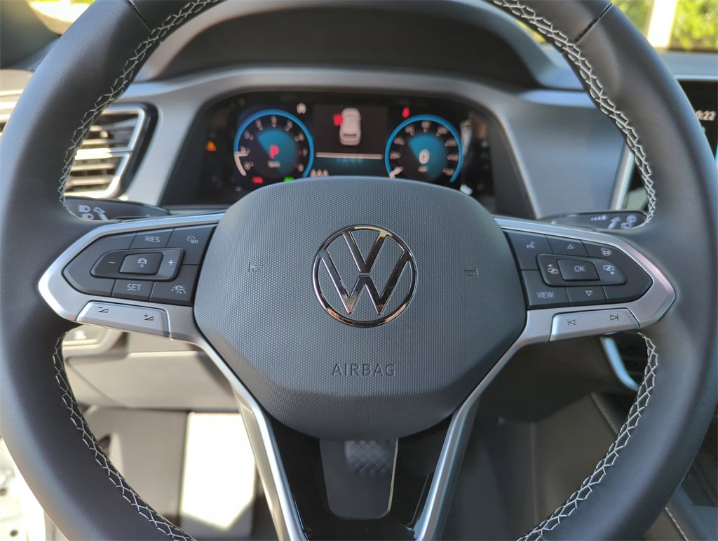 New 2026 Volkswagen Atlas Cross Sport SE image 39