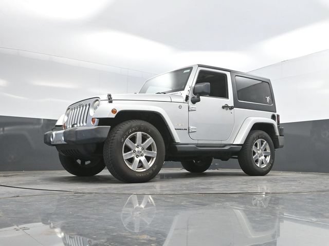 Used 2012 Jeep Wrangler Sahara AWD/4WD image 34
