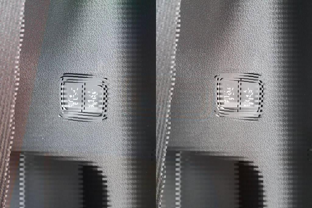 New 2026 Hyundai Santa Fe SE image 26