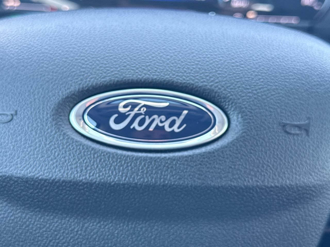 Used 2022 Ford Escape SEL w/ Class II Trailer Tow Package AWD/4WD image 27