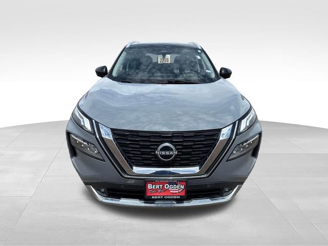 Certified 2022 Nissan Rogue Platinum w/ Head-Up Display Package FWD image 2
