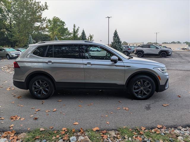 Certified 2022 Volkswagen Tiguan SE AWD/4WD image 6