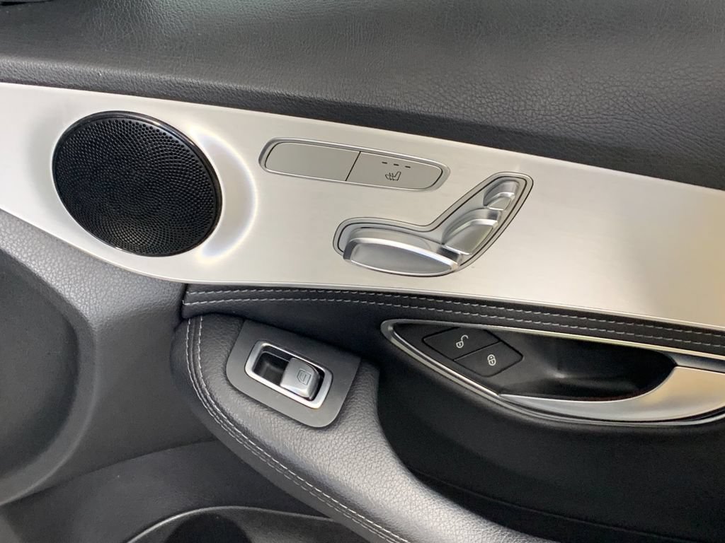 Used 2016 Mercedes-Benz C 300 Sedan image 40