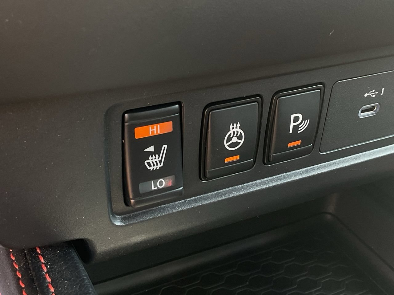 Certified 2023 Nissan Frontier PRO-4X w/ Pro Convenience Package AWD/4WD image 29