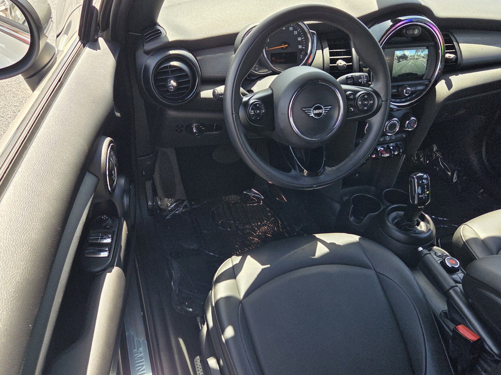 Used 2021 MINI Cooper Convertible image 12