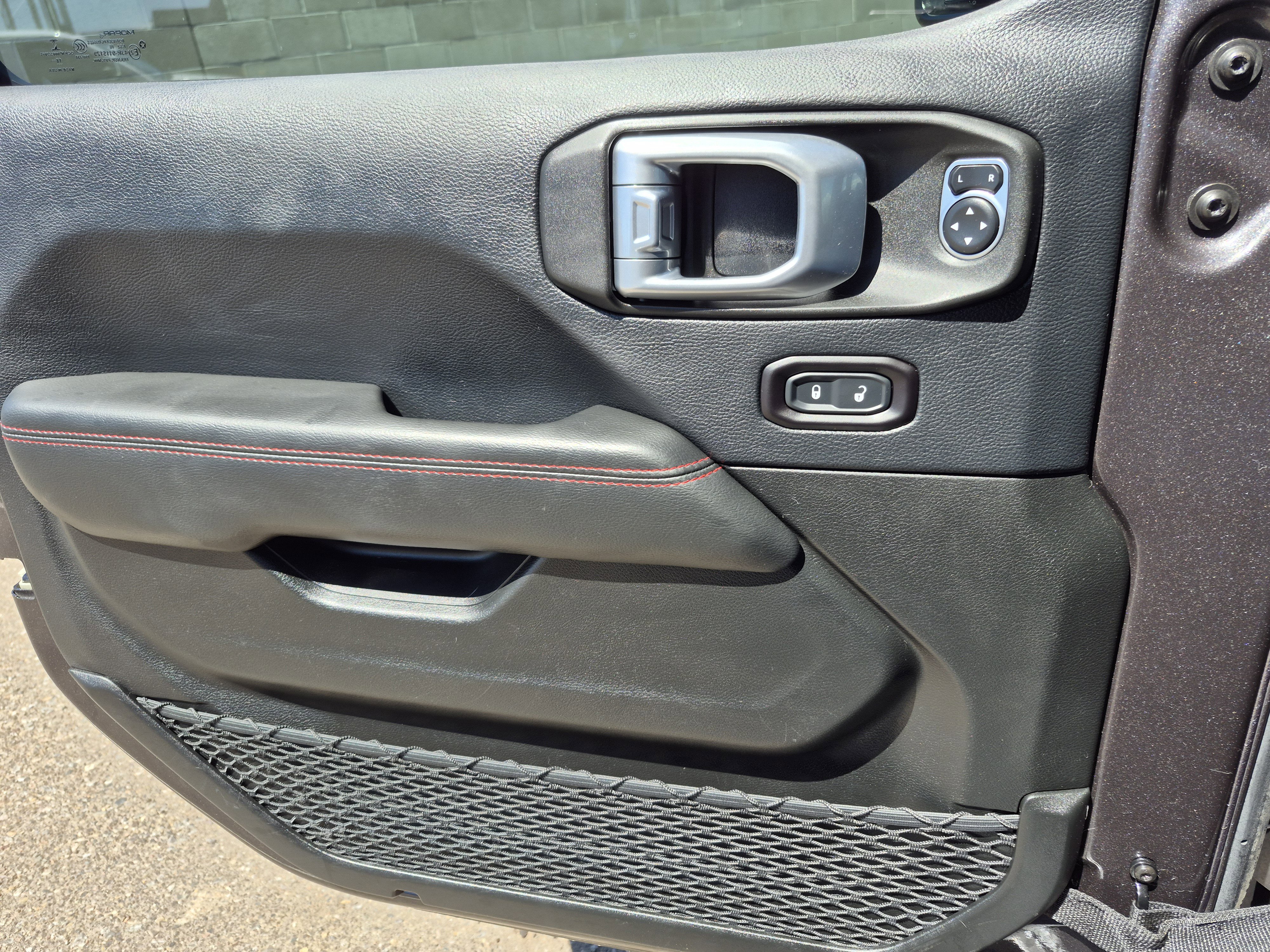 Used 2019 Jeep Wrangler Unlimited Rubicon image 15