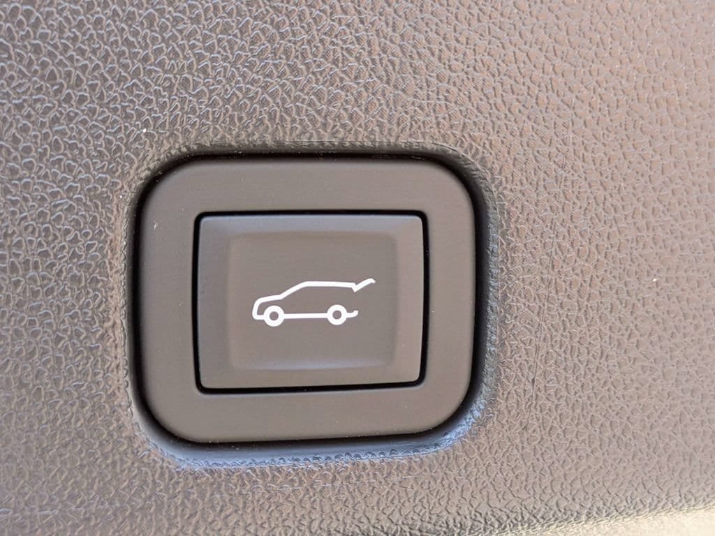 New 2026 Buick Enclave Sport Touring w/ Power Package FWD image 14