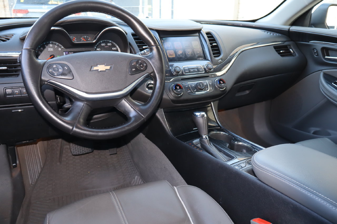 Used 2017 Chevrolet Impala Premier FWD image 4