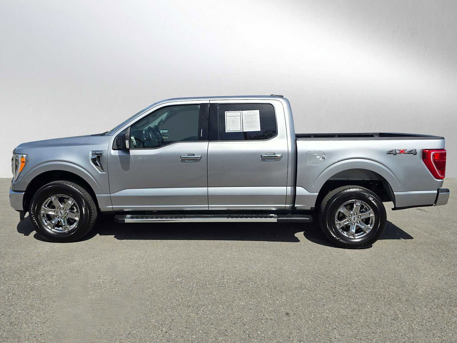Used 2022 Ford F150 XLT w/ Equipment Group 302A High image 6