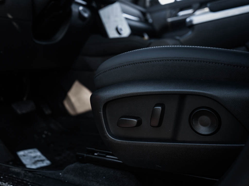 New 2026 GMC Terrain Elevation w/ Elevation Premium Package image 18