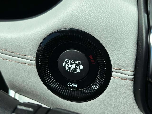New 2026 Jeep Compass Limited AWD/4WD image 17