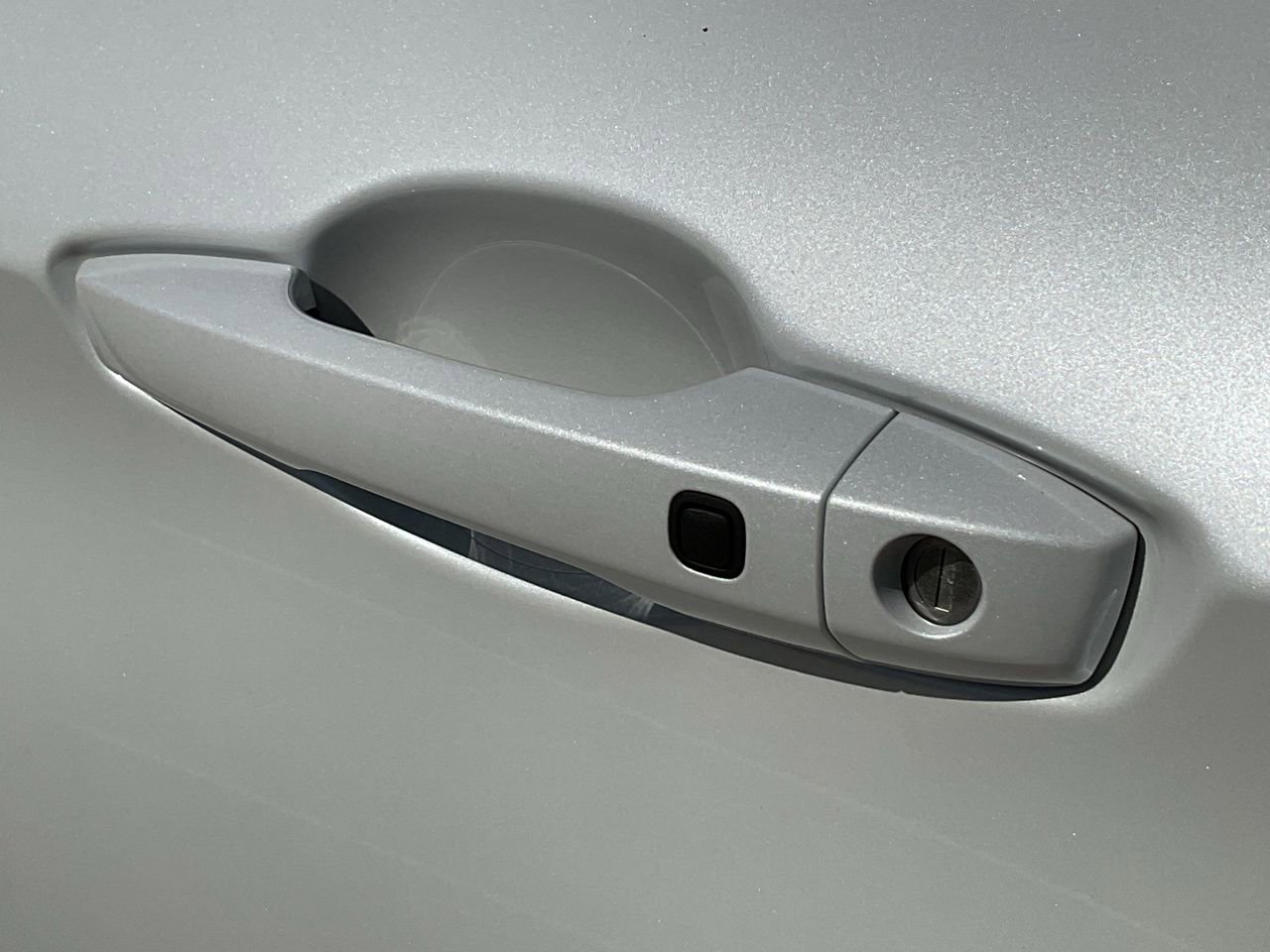 New 2026 Nissan Rogue SL image 9