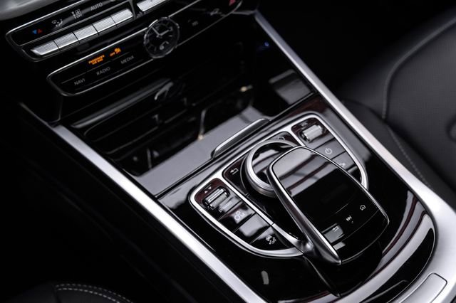Used 2022 Mercedes-Benz G 550 w/ Exclusive Interior Package image 53