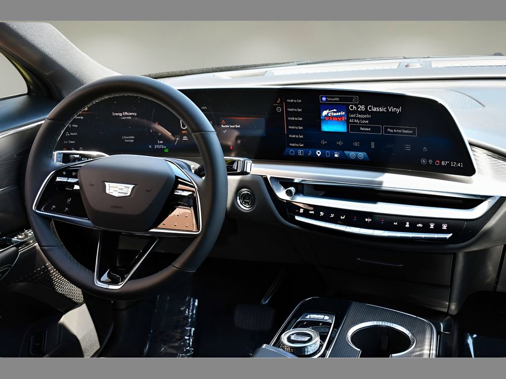 Certified 2024 Cadillac Lyriq Luxury AWD/4WD image 17