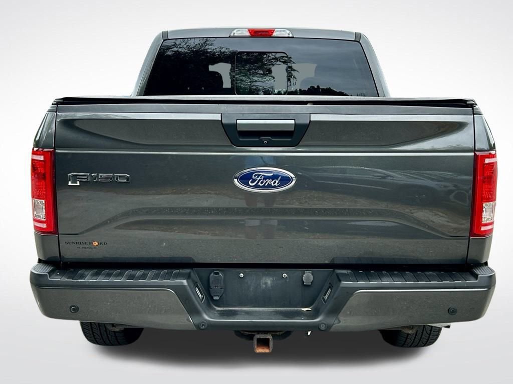 Used 2015 Ford F150 XLT w/ Equipment Group 302A Luxury image 6