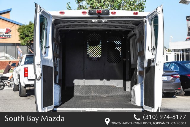 Used 2025 RAM ProMaster 2500 w/ U-Haul Equipment Group FWD image 26