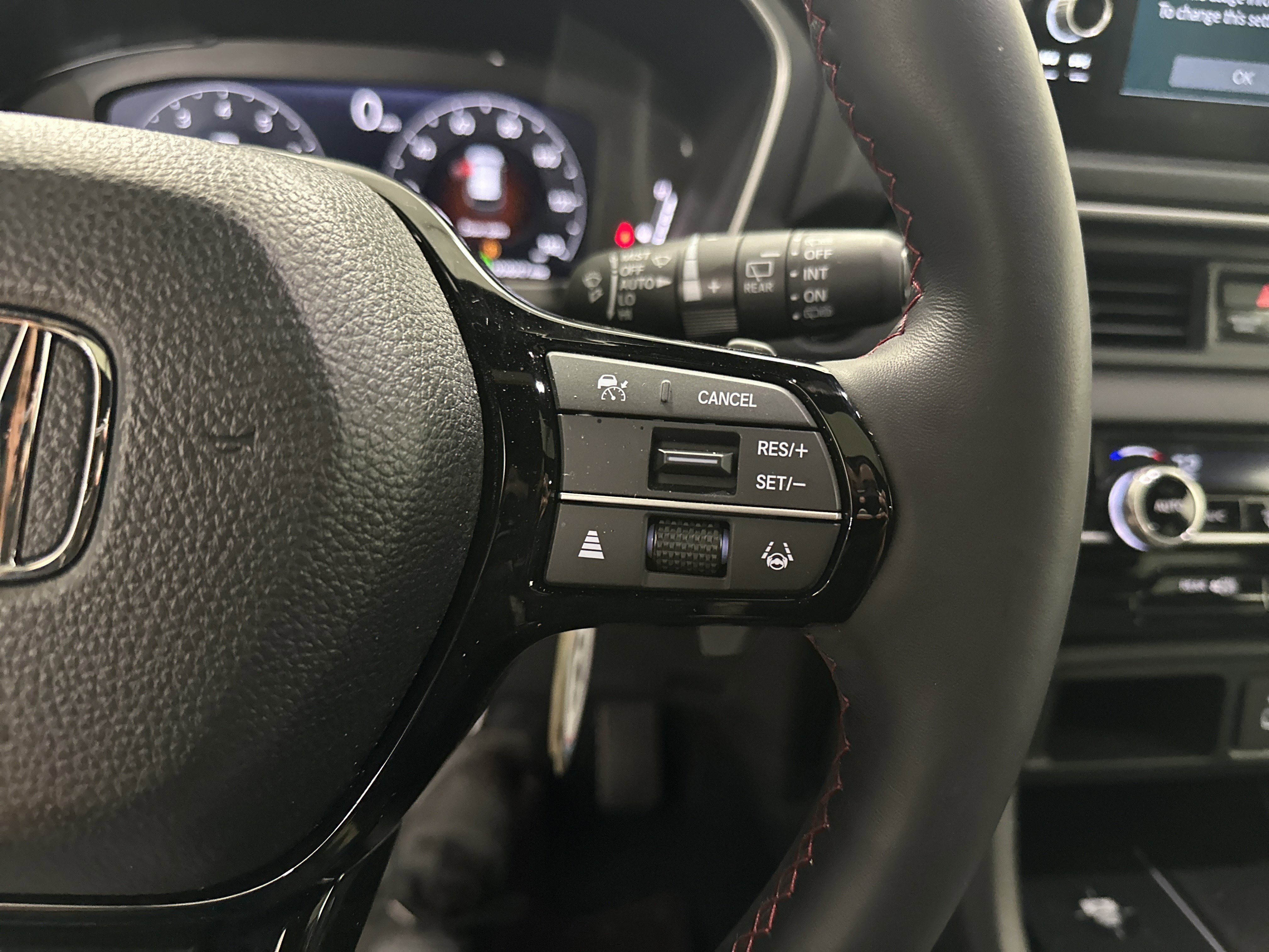 Used 2025 Honda Pilot Black Edition image 20