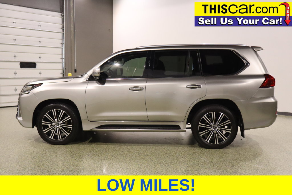Used 2020 Lexus LX 570 4WD w/ Luxury Package image 6