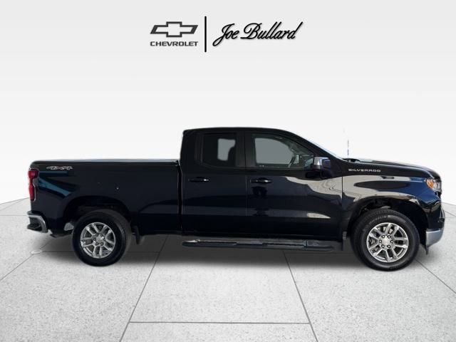Used 2023 Chevrolet Silverado 1500 LT image 7