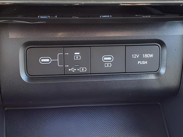 New 2026 Hyundai Tucson Limited image 19