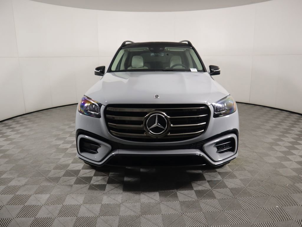 New 2026 Mercedes-Benz GLS 580 4MATIC image 2