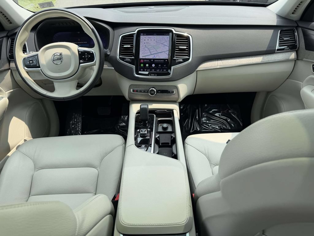 Used 2023 Volvo XC90 B6 Plus w/ Protection Package AWD/4WD image 2