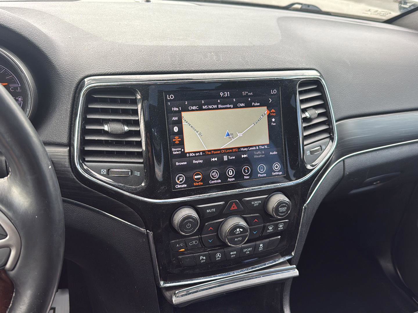 Used 2020 Jeep Grand Cherokee Limited AWD/4WD image 10