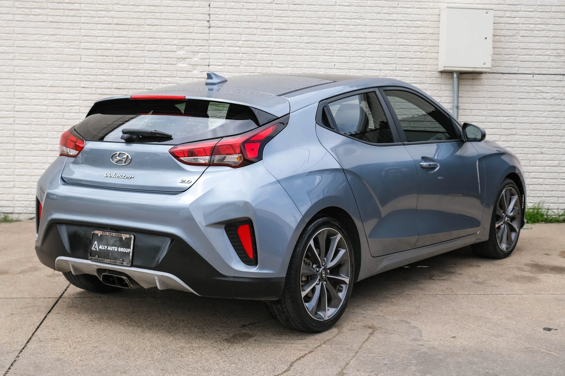 Used 2021 Hyundai Veloster 2.0 Premium FWD image 8