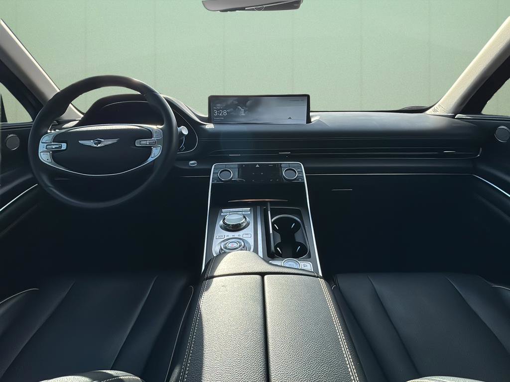 Used 2023 Genesis GV80 2.5T w/ Prestige 20" Package image 24