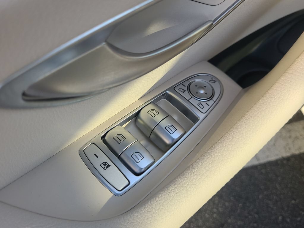 Certified 2023 Mercedes-Benz E 350 4MATIC Sedan image 22