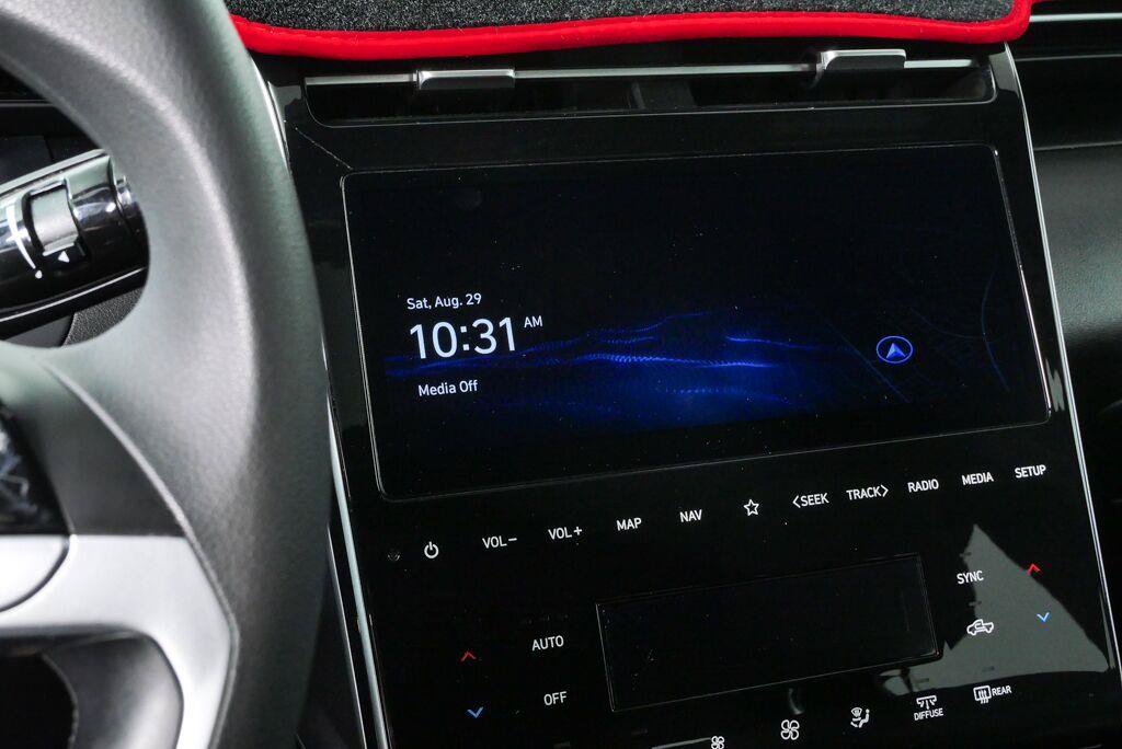 Used 2024 Hyundai Santa Cruz SEL w/ Activity Package FWD image 12