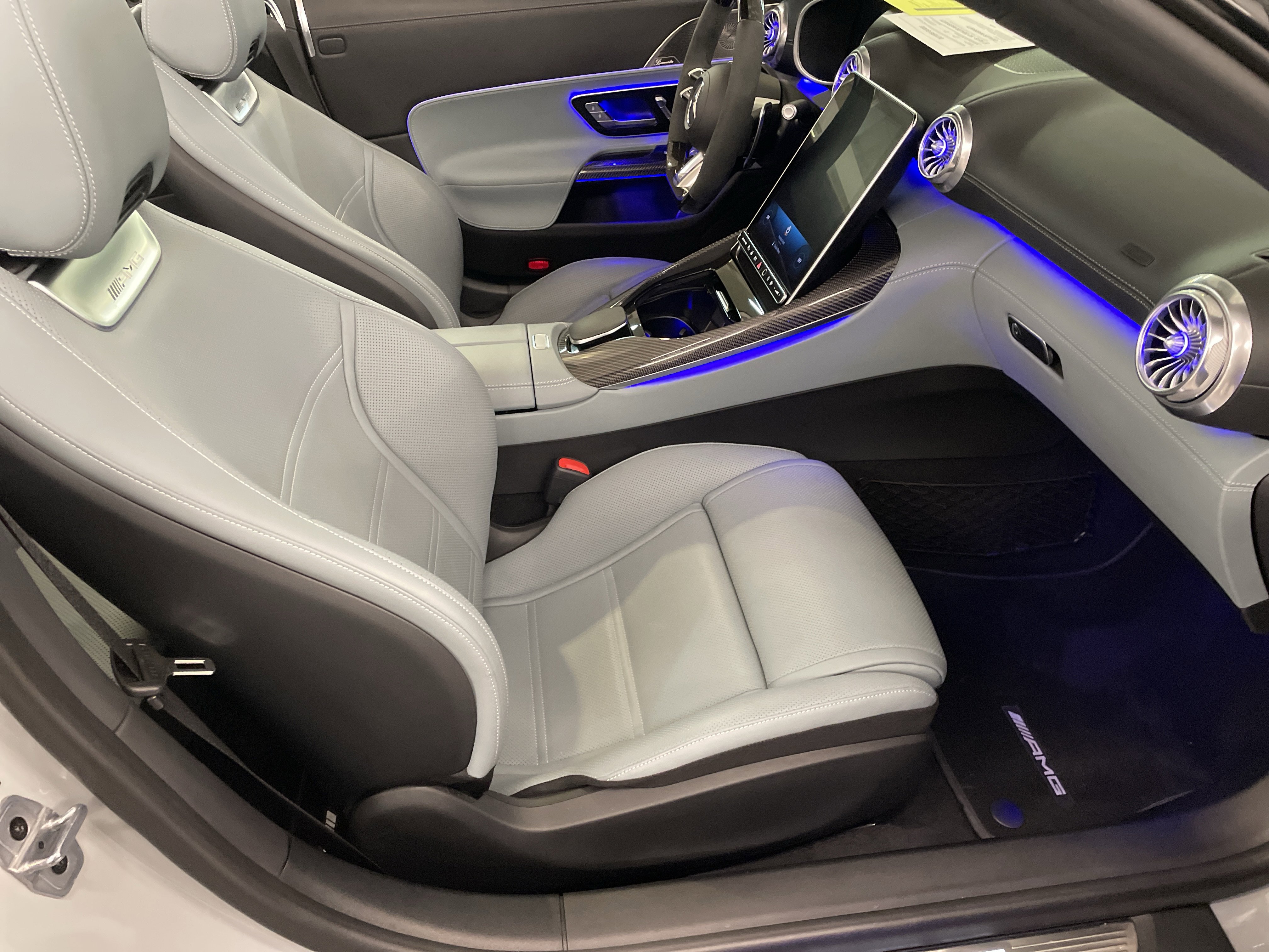 Certified 2024 Mercedes-Benz SL 63 AMG 4MATIC image 41