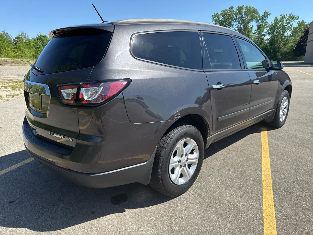 Used 2013 Chevrolet Traverse LS AWD/4WD image 5