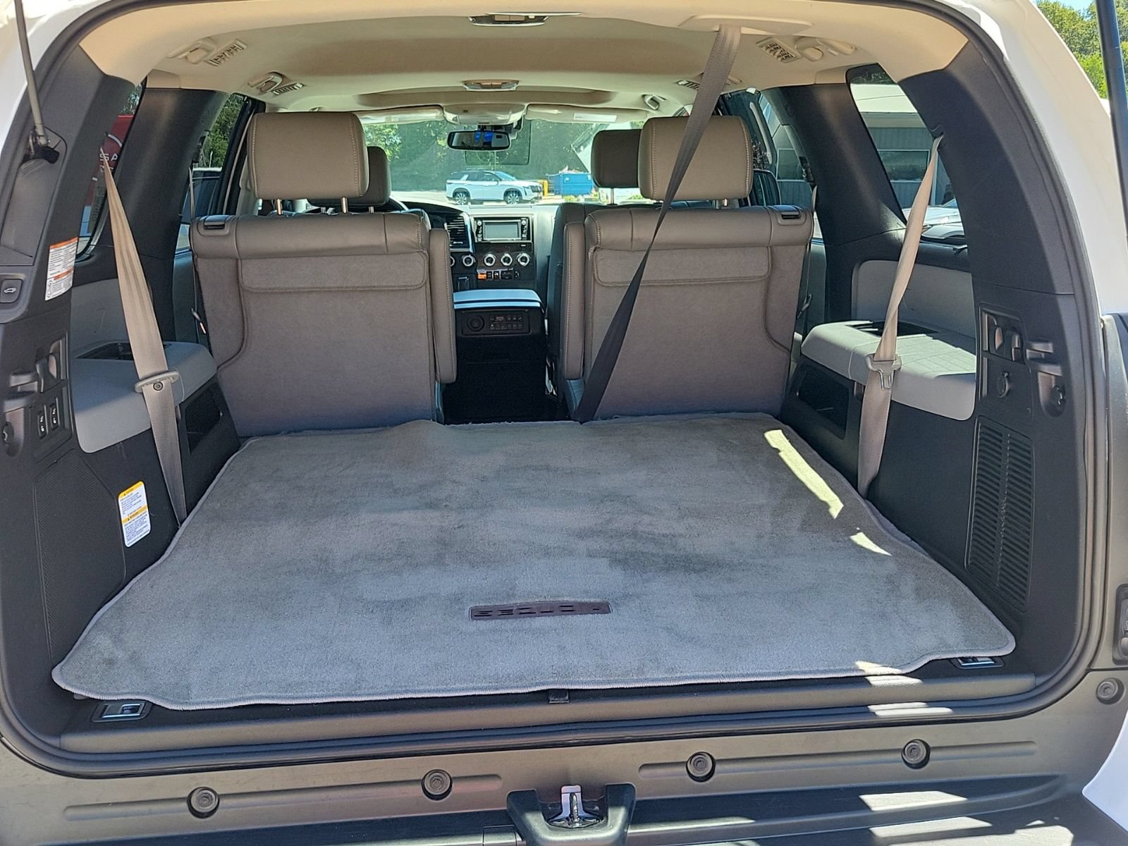 Used 2018 Toyota Sequoia Limited w/ Safety & Convenience Package AWD/4WD image 9