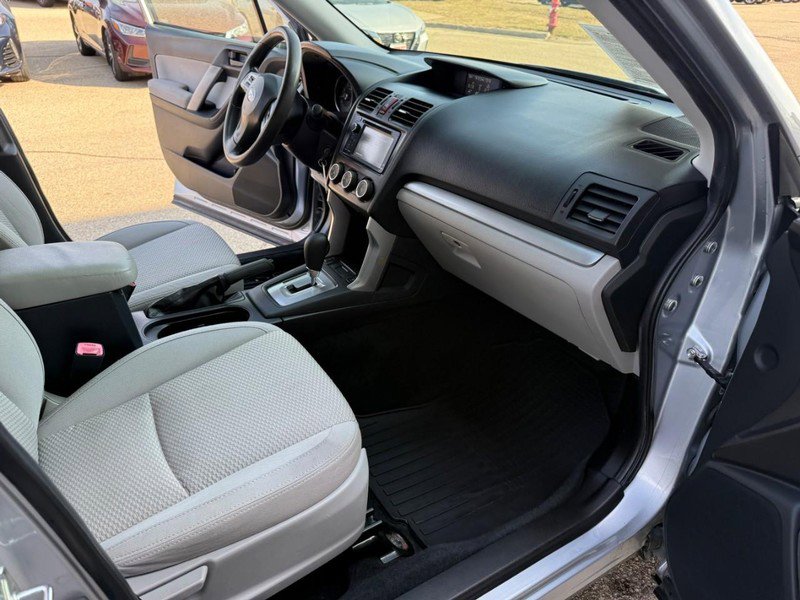 Used 2015 Subaru Forester 2.5i Premium image 17