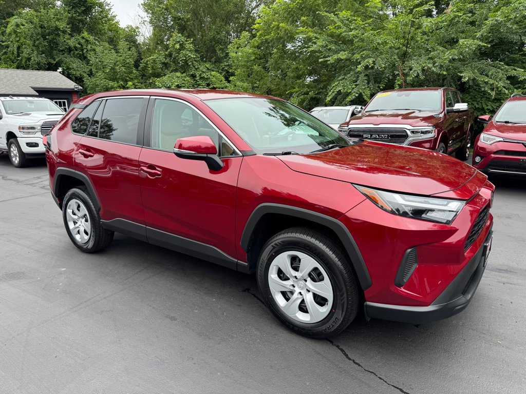 Used 2023 Toyota RAV4 LE image 6