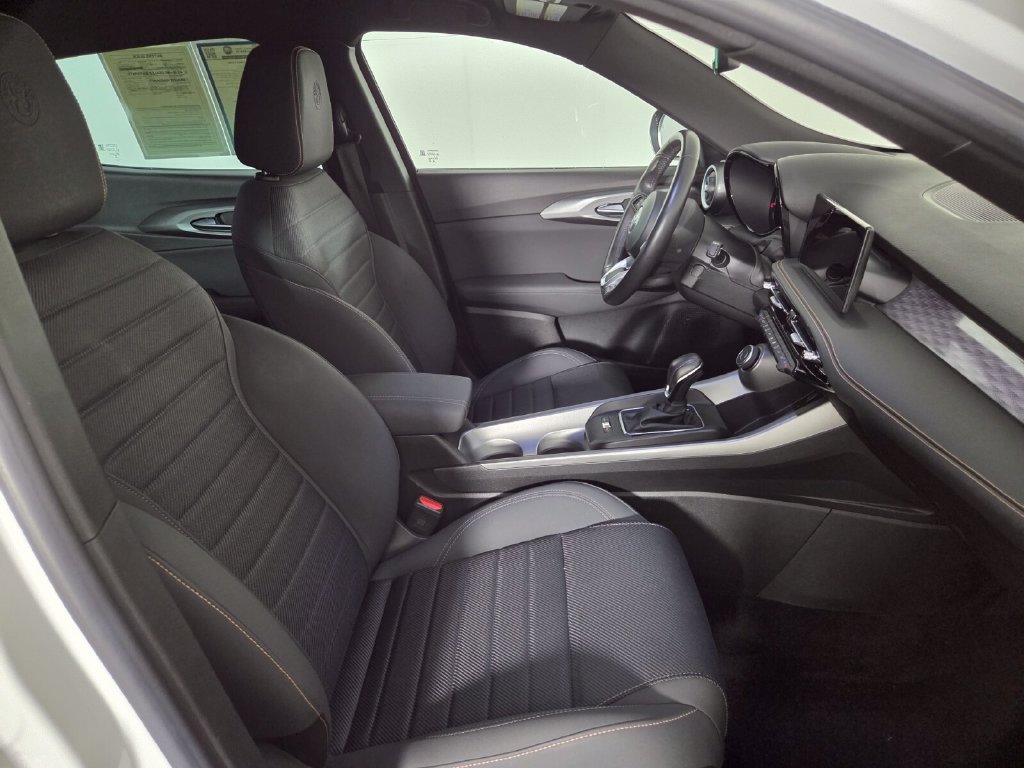 Used 2024 Alfa Romeo Tonale Ti AWD/4WD image 30