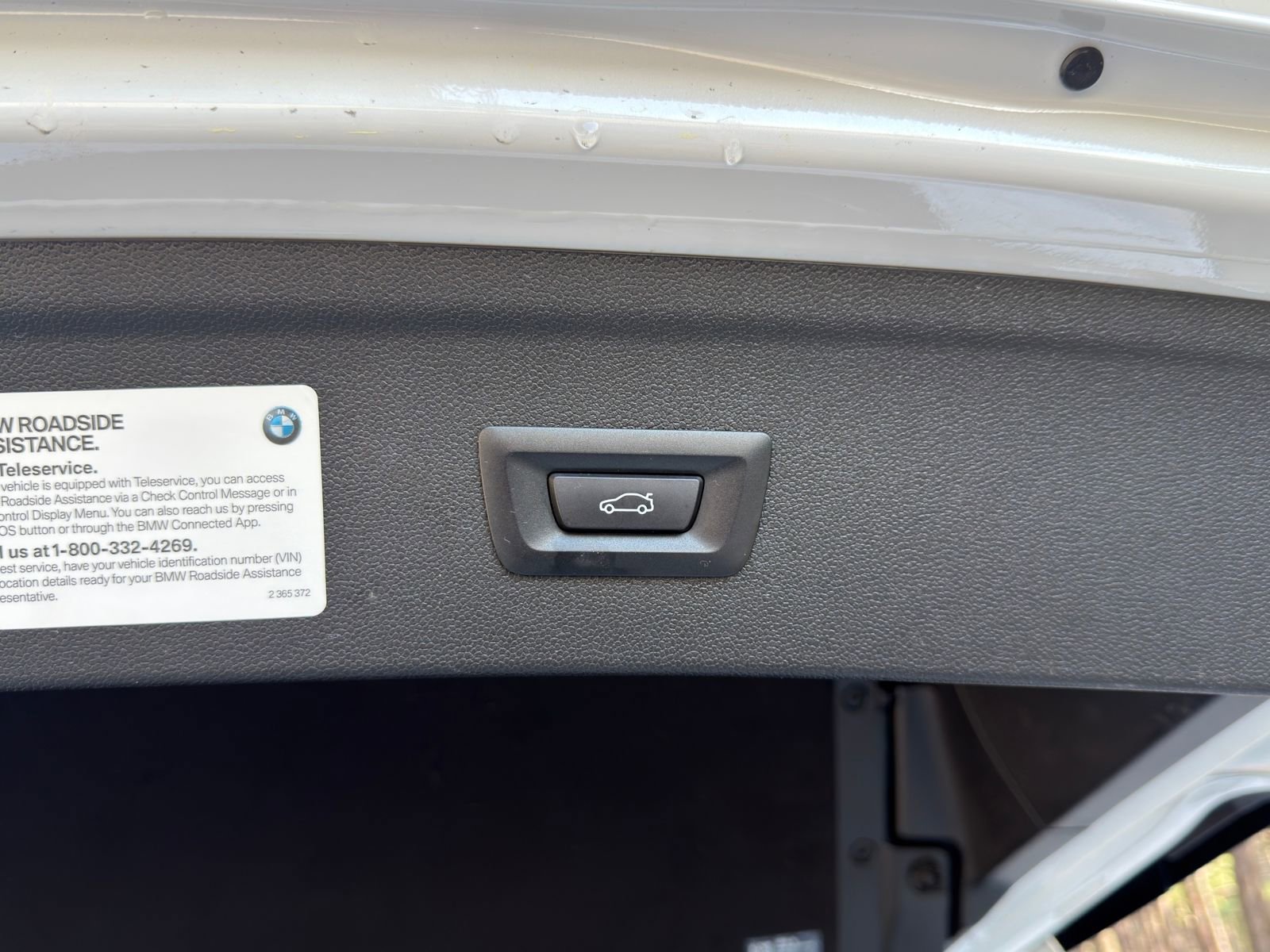 Used 2023 BMW iX xDrive50 w/ Sport Package image 18