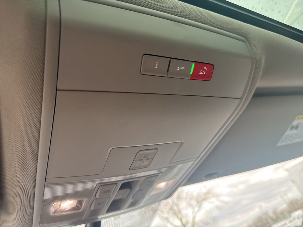 Used 2021 Volkswagen Atlas SE image 26