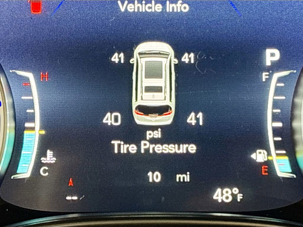 New 2026 Chrysler Pacifica Limited image 14