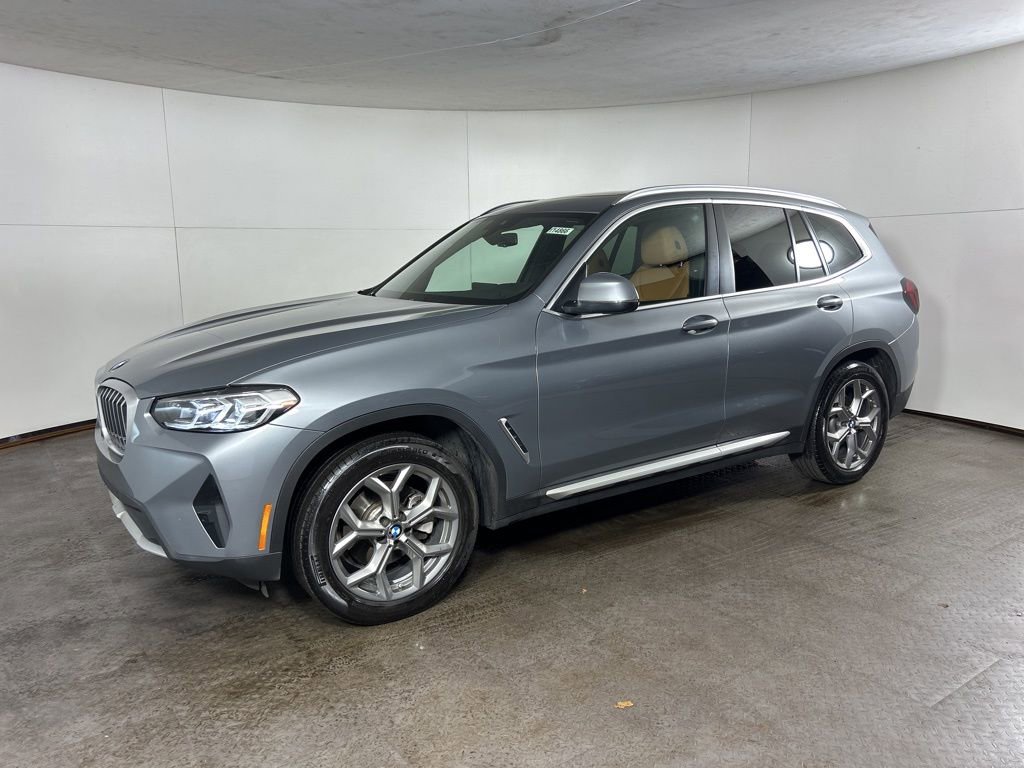 Used 2024 BMW X3 xDrive30i w/ Premium Package image 1