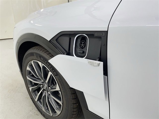 New 2026 Cadillac Lyriq Premium Sport image 28