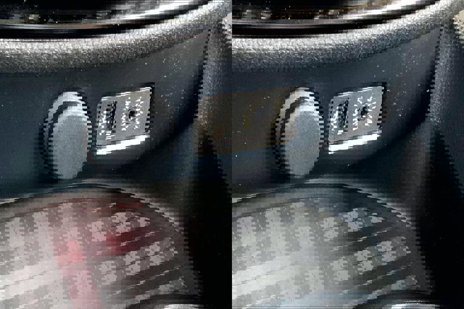 Used 2017 MINI Cooper Clubman S image 30