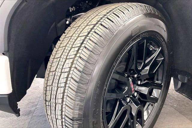 Used 2026 GMC Sierra 1500 Pro w/ Graphite Edition image 33