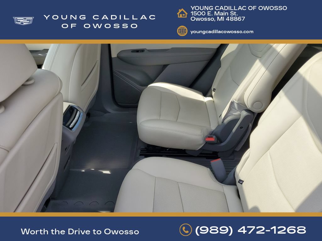 Used 2024 Cadillac XT6 Premium Luxury w/ LPO, Floor Liner Package AWD/4WD image 28