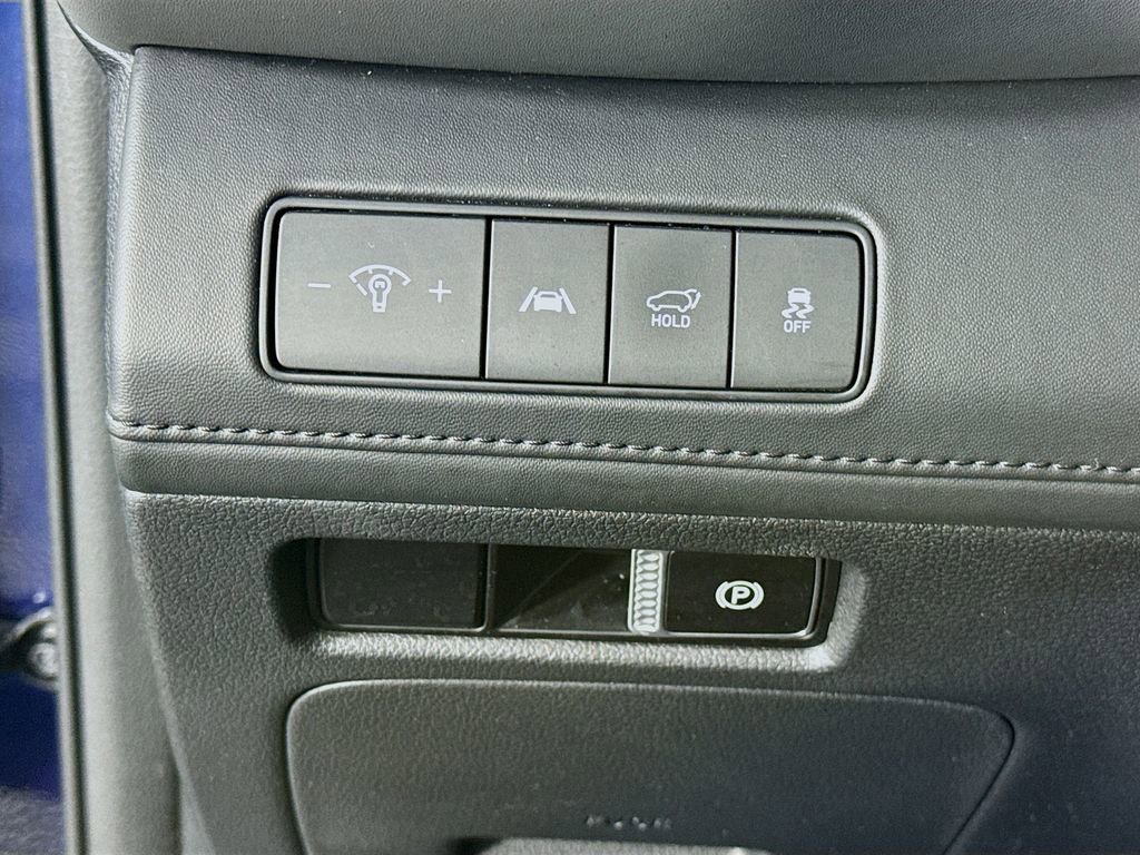 Used 2021 Hyundai Santa Fe Limited AWD/4WD image 21