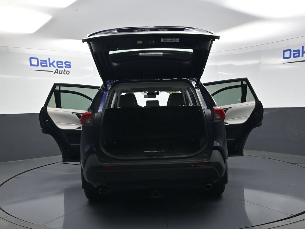 Used 2023 Toyota RAV4 XLE Premium AWD/4WD image 57