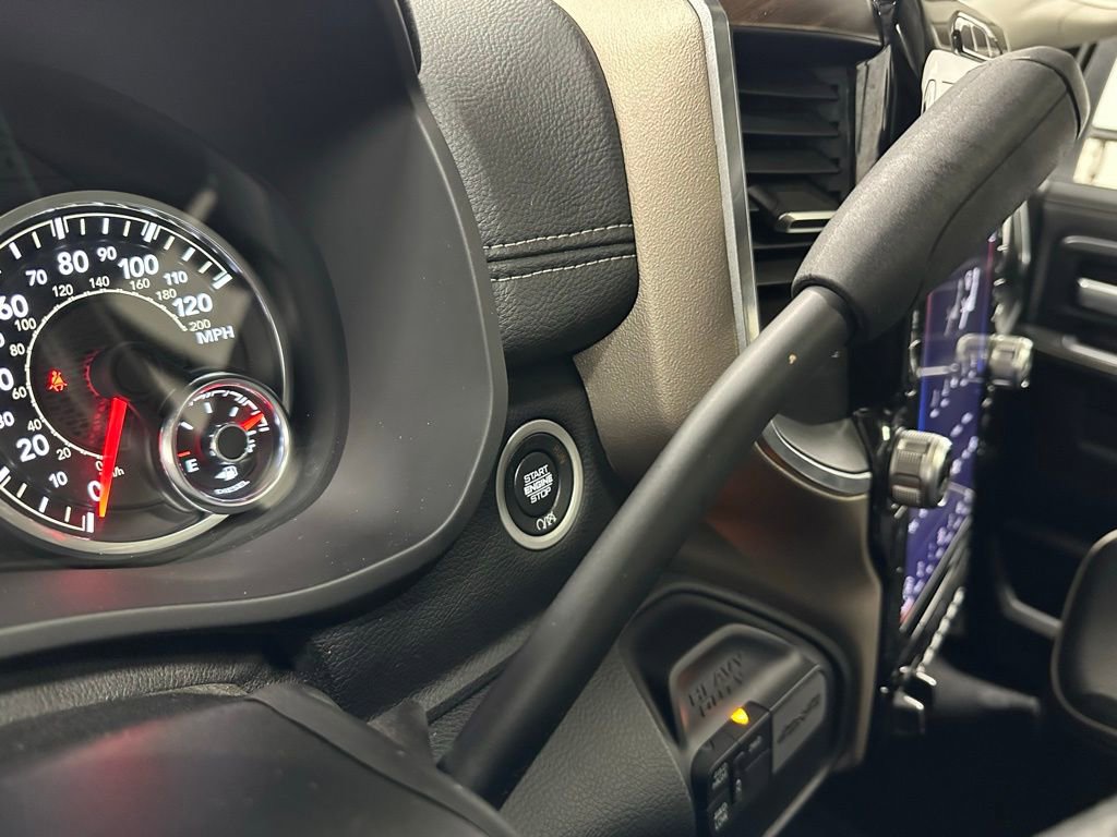 Used 2024 RAM 3500 Laramie image 22